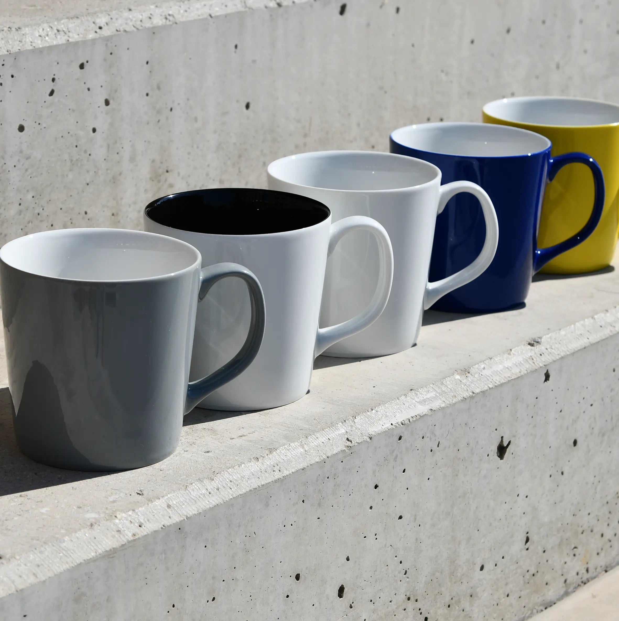 Große Kaffeepotts in weiß, grau, blau und gelb 500 ml - Mahlwerck